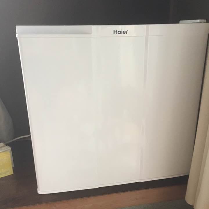 ハイアール 冷蔵庫 ほぼ新品 匂いなし