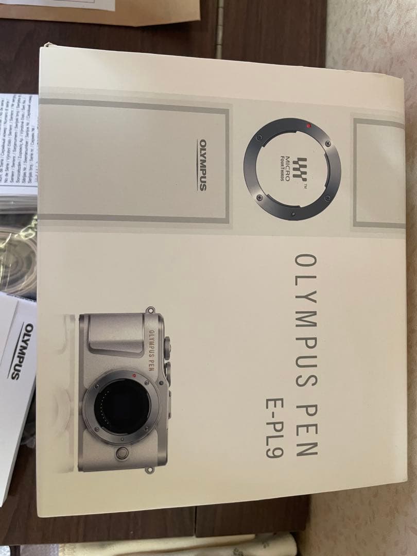 OLYMPUS PEN E-PL9ミラーレス一眼カメラ ホワイト