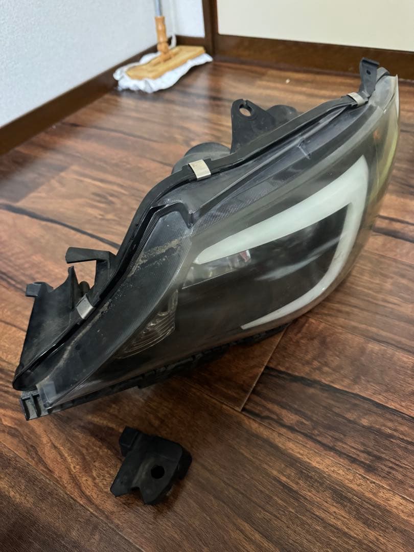 スバル インプレッサ ヘッドライト