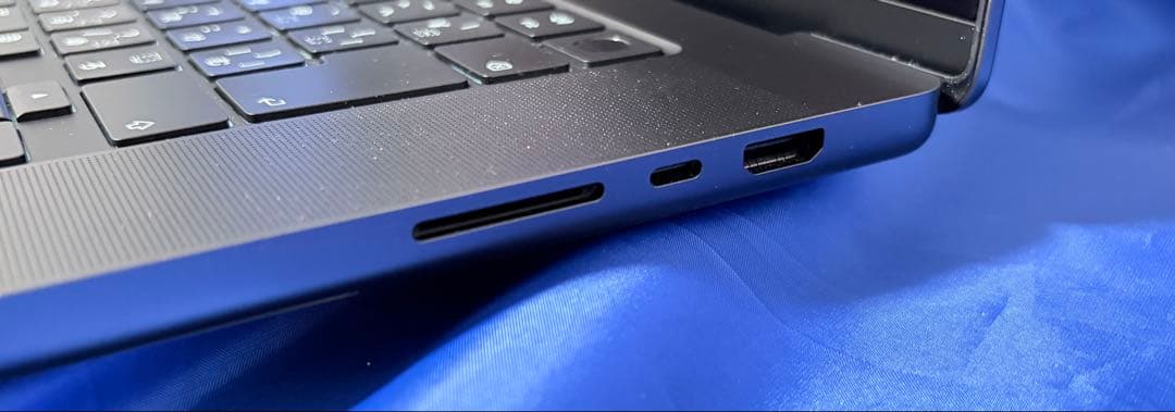 美品 M3 Pro MacBook Pro 16インチ 36GB/512GB