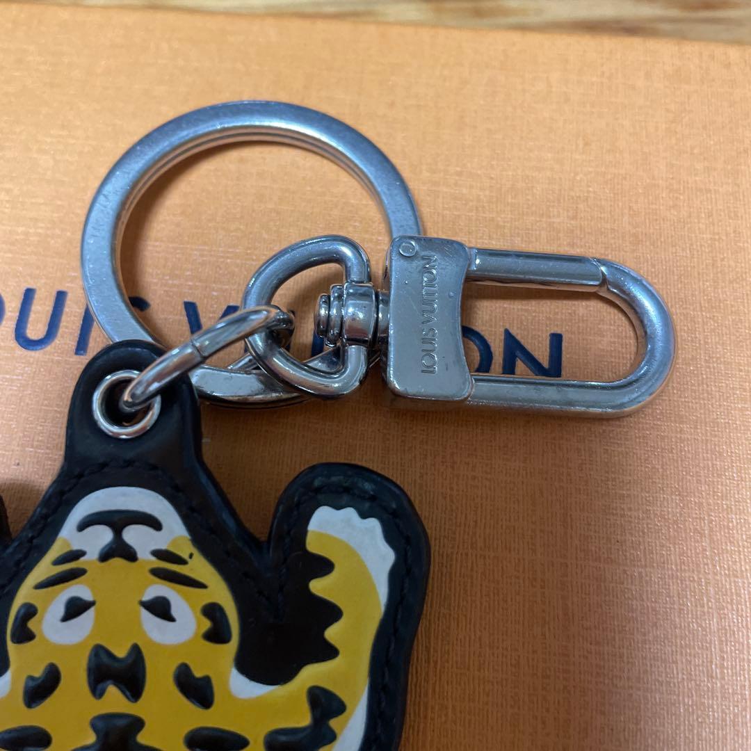 LOUIS VUITTON NIGOコラボ タイガー キーホルダー レザー