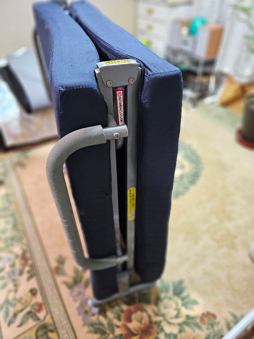 セミダブル　折りたたみベッド