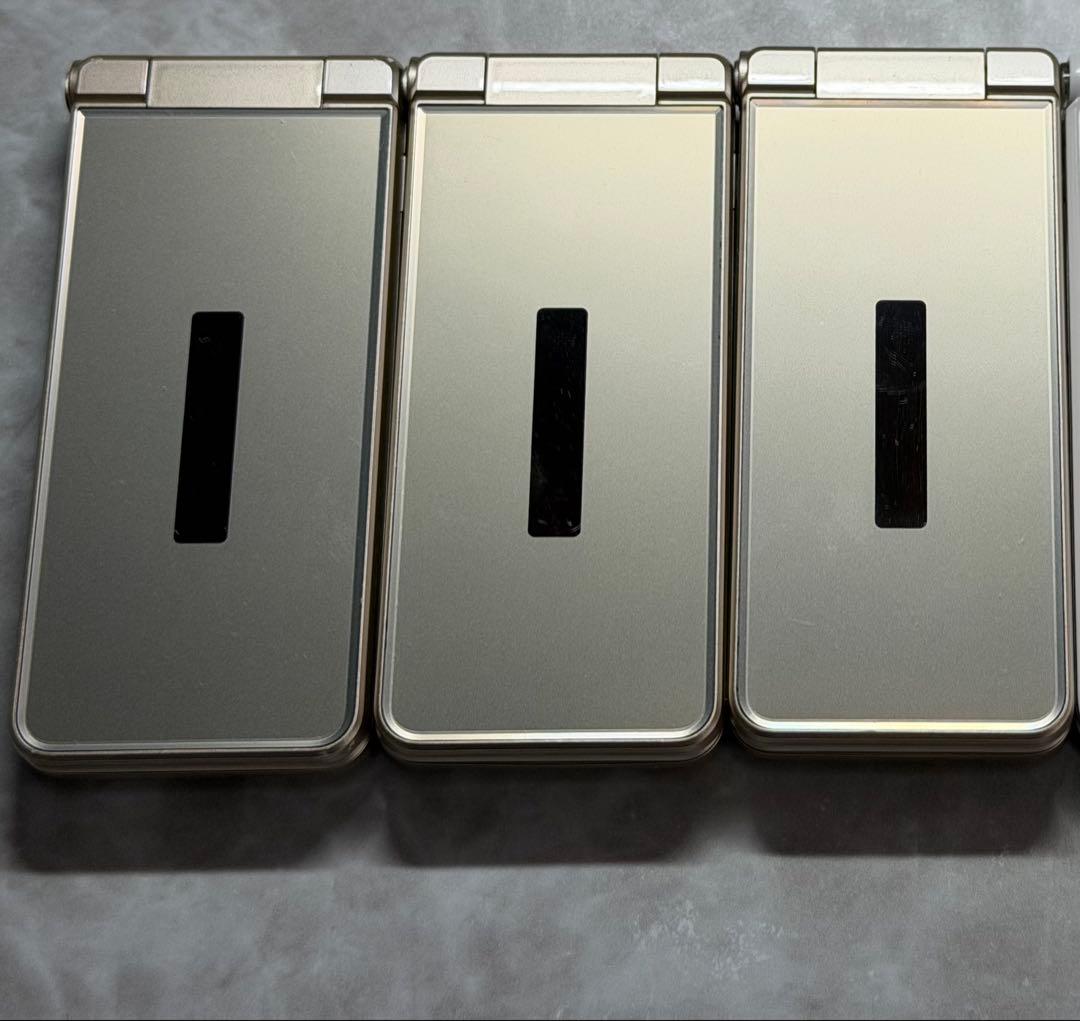 ガラホ ガラケー まとめ売りSH-01J P-01F P-01G