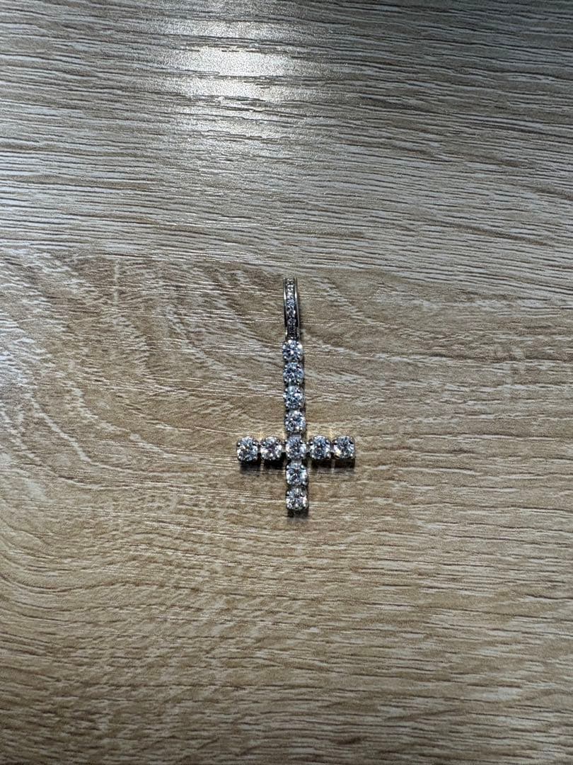 AVALANCHE 逆さ十字架 ネックレス ヘッド