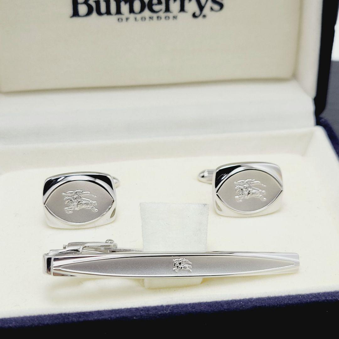 【極美品】Burberrys ネクタイピン カフス ナイト 騎士 シルバー