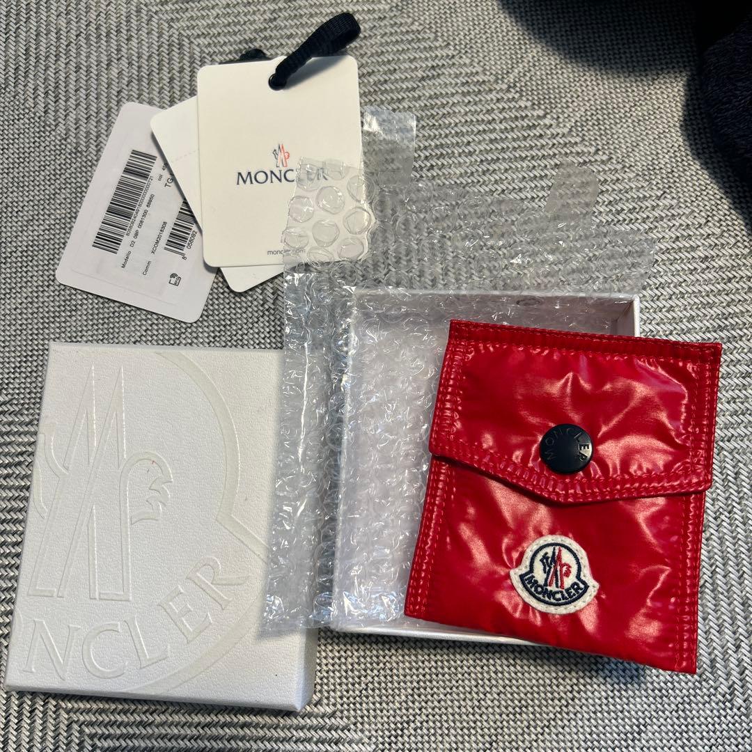 MONCLER 赤 ケース　モンクレール　非売品