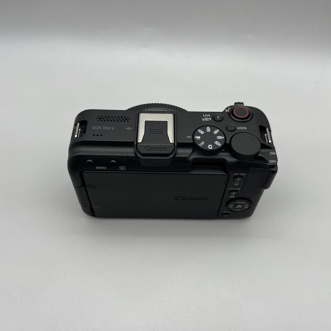 Canon EOS R50V ボディー