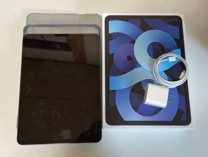 iPad Air 4 64GB wifi スカイブルー 室内使用のみ美品