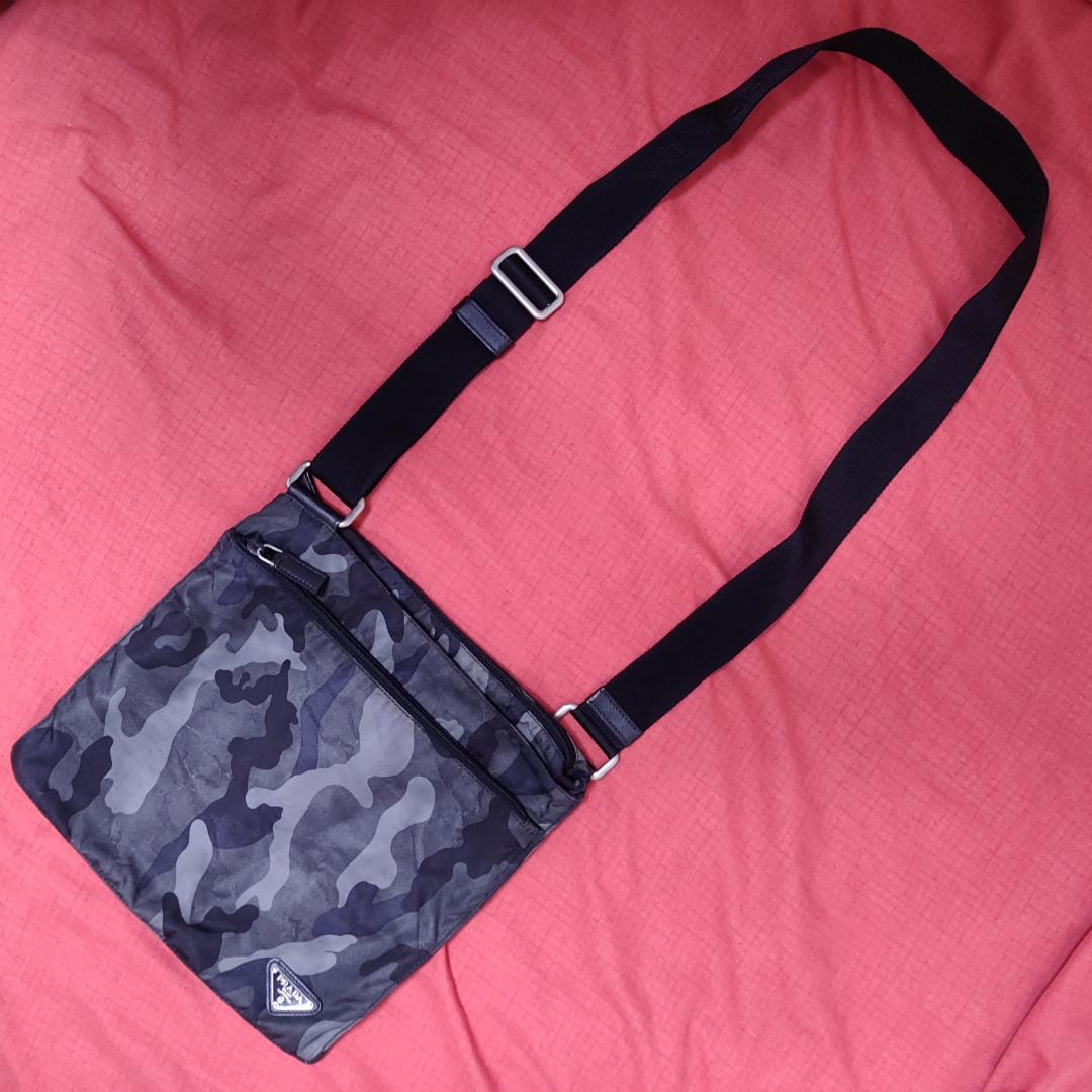 訳アリ！PRADA【プラダ】ショルダーバッグ　迷彩柄　カモフラ柄