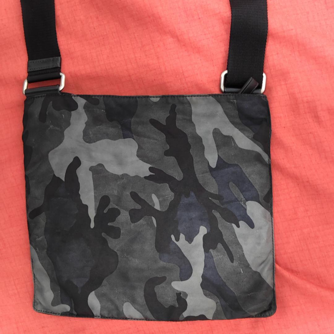 訳アリ！PRADA【プラダ】ショルダーバッグ　迷彩柄　カモフラ柄