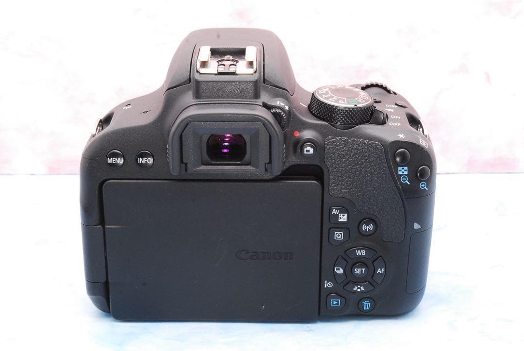 Canon Kiss X9i☆一眼レフカメラ☆豪華Wレンズ☆スマホ転送OK☆