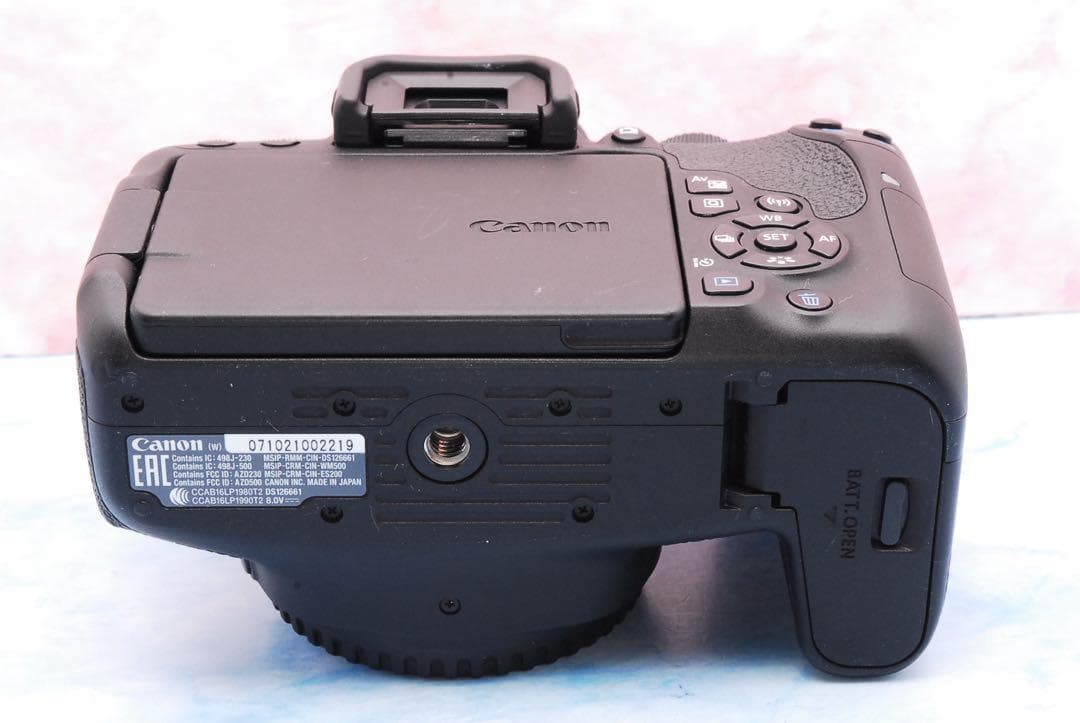 Canon Kiss X9i☆一眼レフカメラ☆豪華Wレンズ☆スマホ転送OK☆