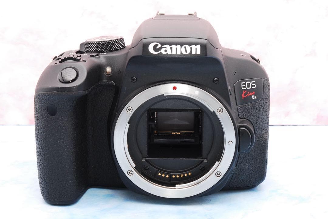 Canon Kiss X9i☆一眼レフカメラ☆豪華Wレンズ☆スマホ転送OK☆