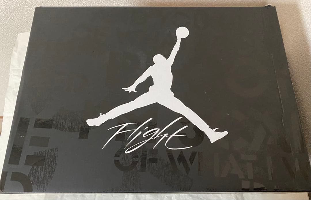 新品 AIR JORDAN 4 RETRO BLACK/WHITE ハイカット