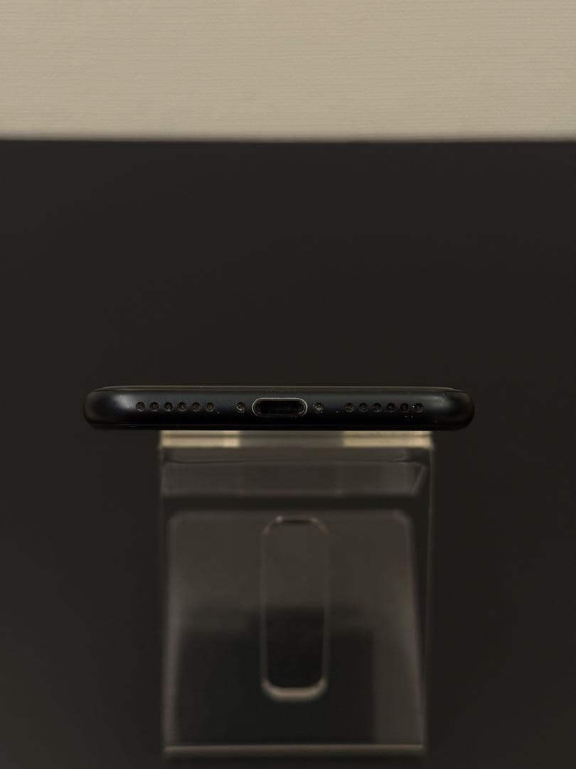 極美品 256GB Apple iPhone SE 3 第三世代 ブラック