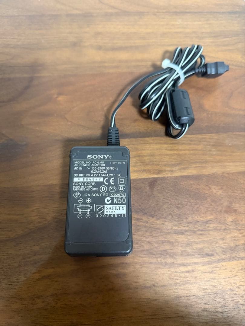 【希少品・スマホ転送OK】ソニー SONY Cyber-shot DSC-F77