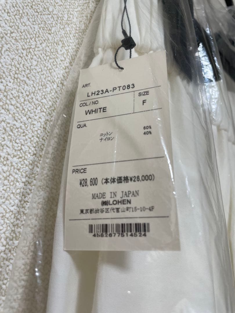 ローヘン　LOHEN スカートパンツ　ホワイト