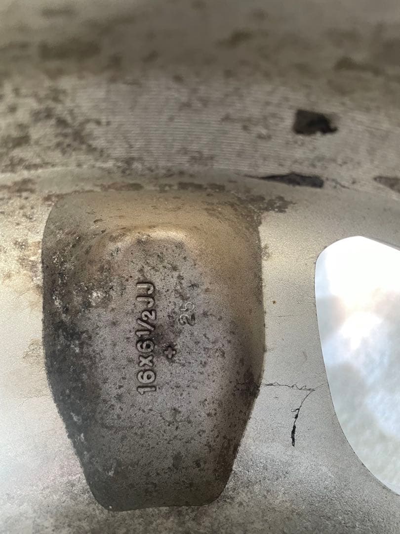 ブラッドレーv 16インチ　6.5j ＋25