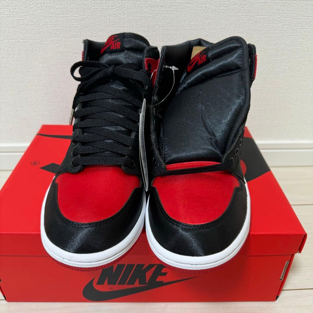 靴 AIR JORDAN 1 Satin Bred