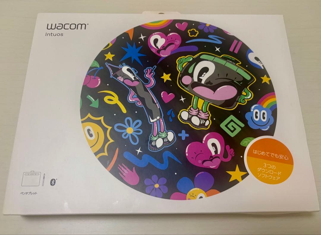 【1/18まで限定値下中】wacom ペンタブレット ガイドブック付