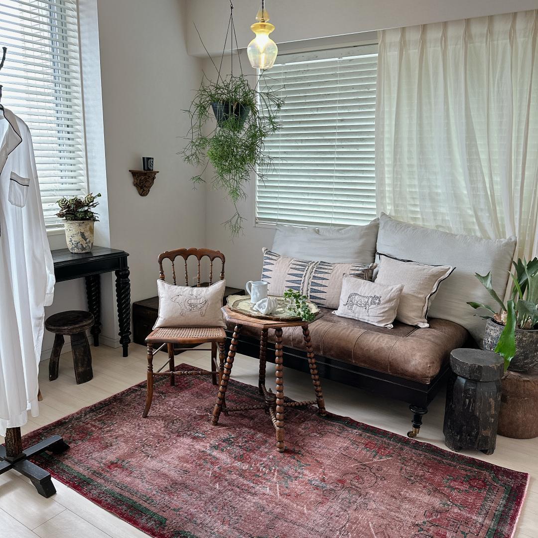 トルコヴィンテージラグA54 レア ブラウン オーバーダイラグ レッド グリーン