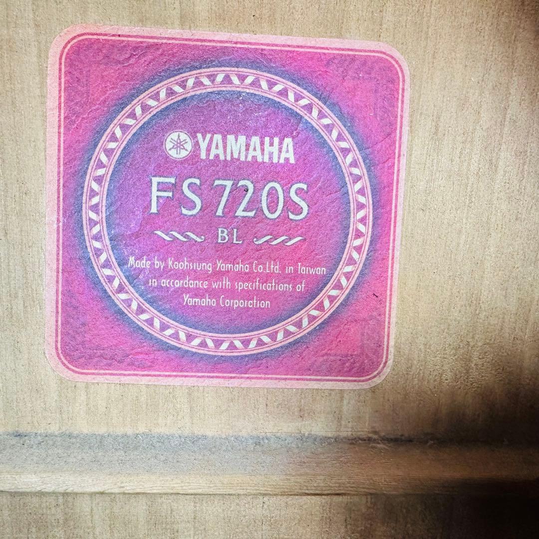 YAMAHA アコースティックギター　FS720S
