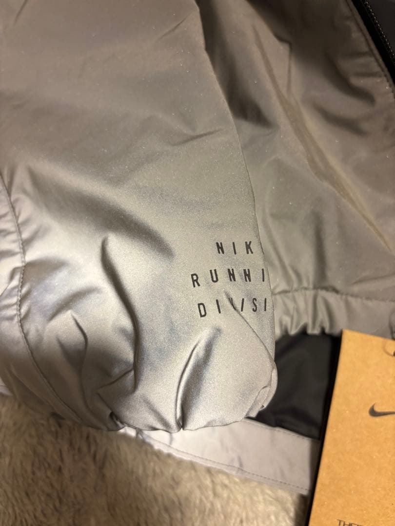 ナイキ ウィメンズ Therma-FIT リフレクティブランニング ジャケットS
