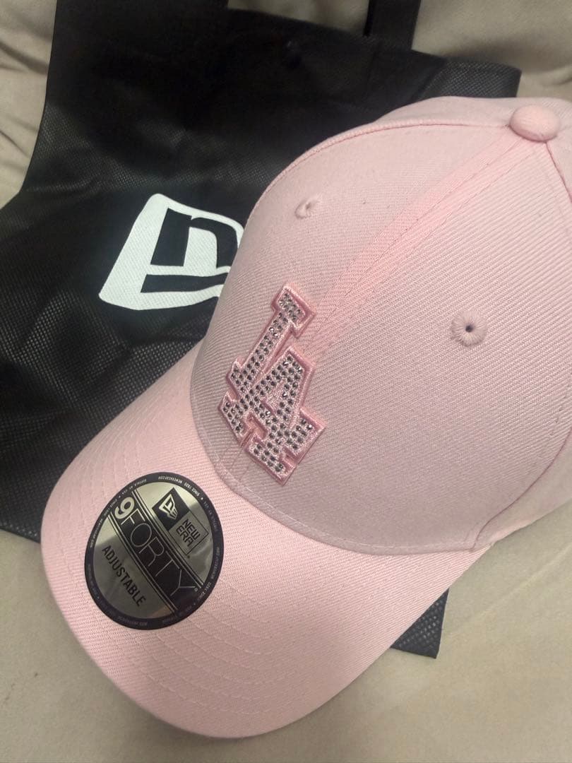 ニューエラ　9FORTYRHINESTONE ドジャースピンク