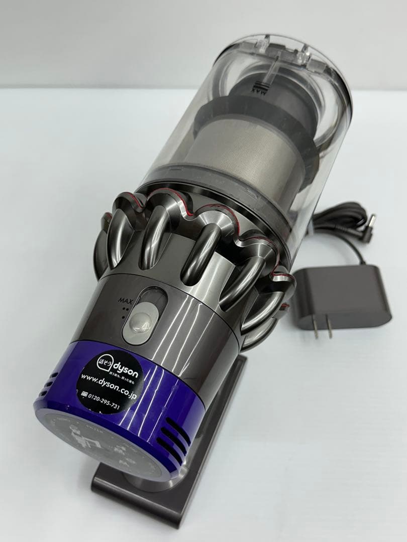 ダイソン　掃除機　ハンディークリーナ　SV12 本体　動作保証品　バッテリー付き