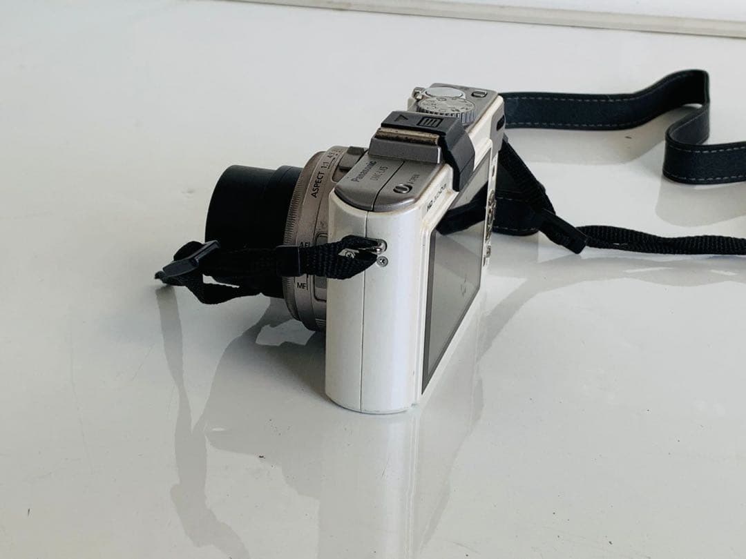 Panasonic DMC-LX5GTホワイト