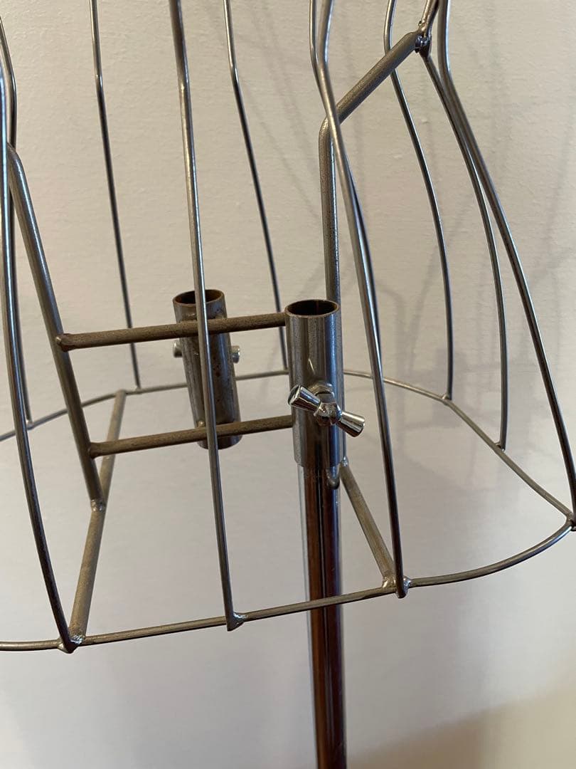 金属製ワイヤーフレームトルソー　ボディ