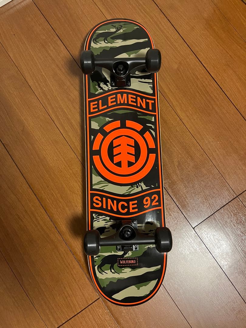 値下げ【希少カラー新品未使用】ELENENT WOLFEBOLO スケートボード
