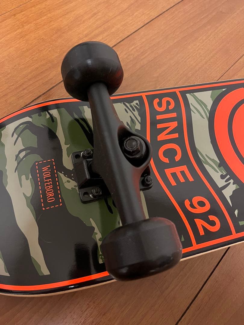 値下げ【希少カラー新品未使用】ELENENT WOLFEBOLO スケートボード