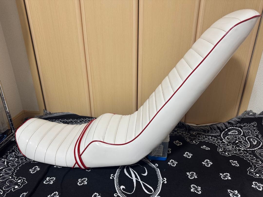 CBX400F CBX550F シート　3段シート