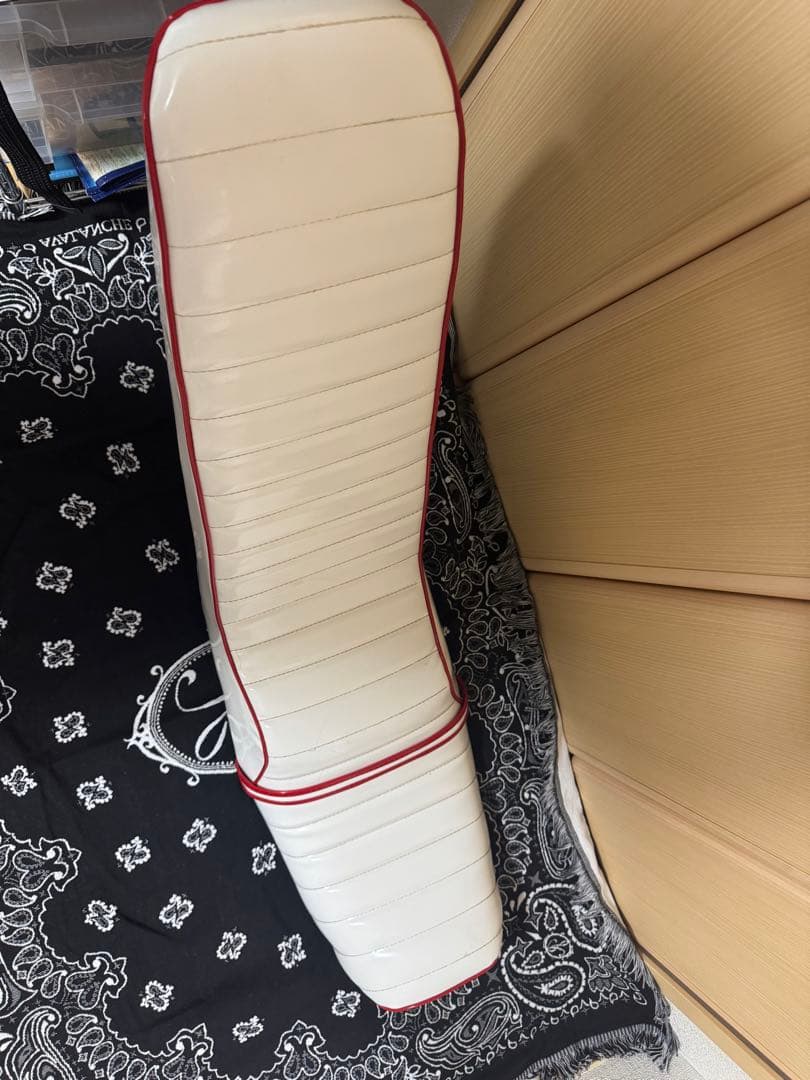 CBX400F CBX550F シート　3段シート