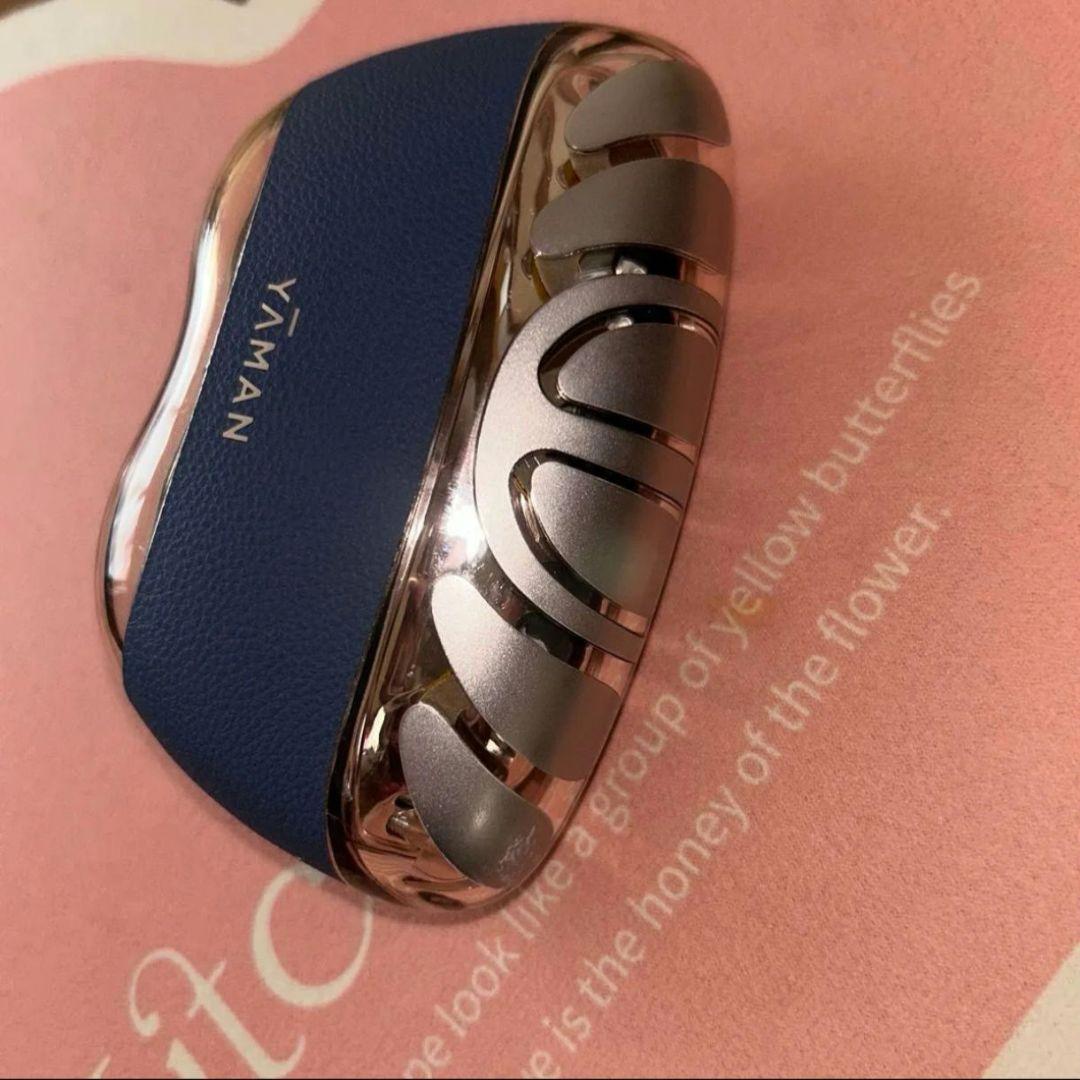 ◆美品◆ヤーマン 美顔器リフトロジーSP ◆未使用フローレスセラム美容液80ｇ付