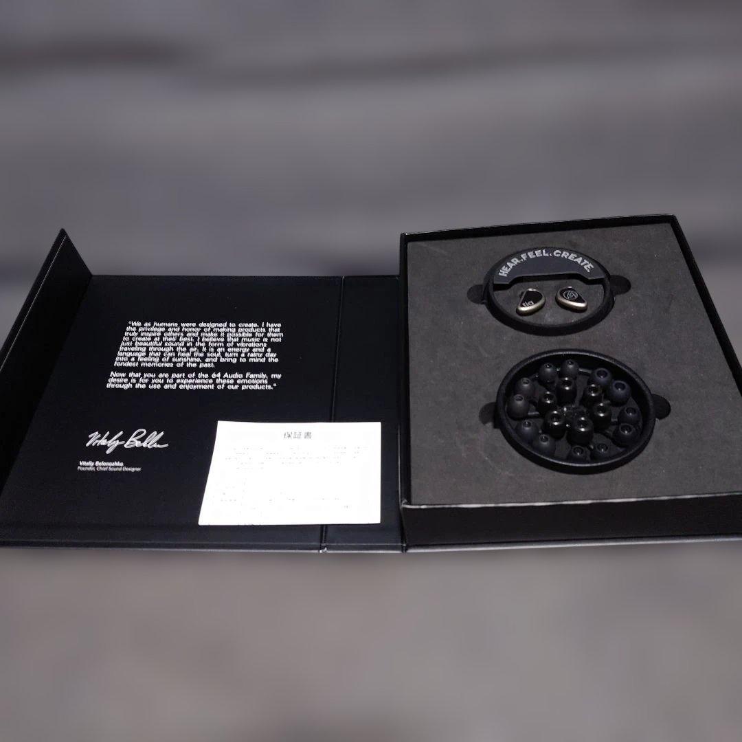 64Audio【tia trio】ハイエンドイヤホン