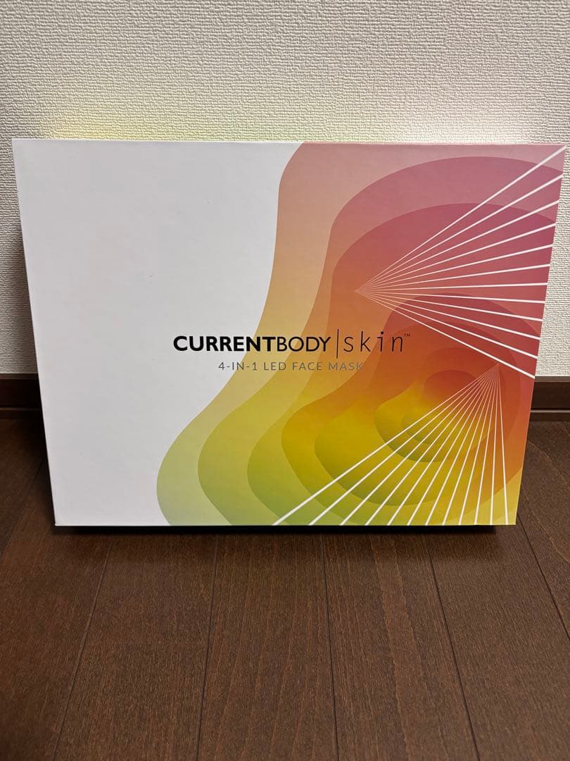 ボディ・フェイスケア CURRENTBODY skin 4-in-1 LED Face Mask