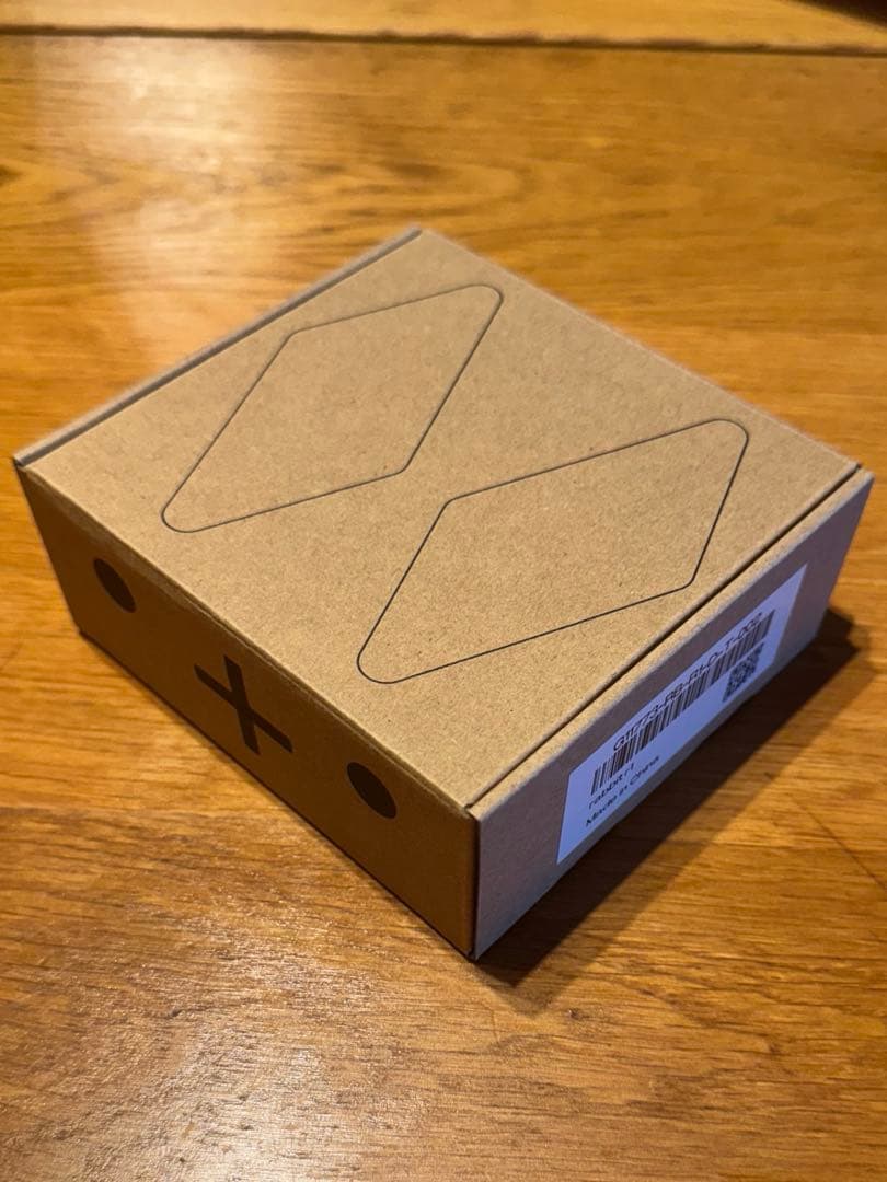 【中古】Rabbit R1 ポータブルAIアシスタント