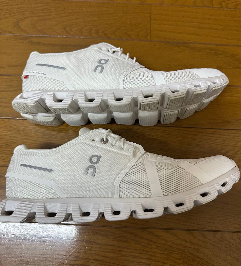 On Cloud5 ホワイトスニーカー
