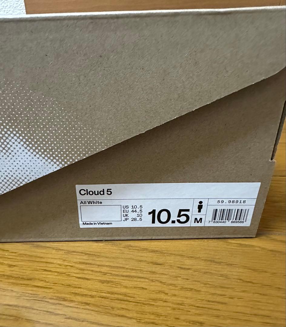 On Cloud5 ホワイトスニーカー