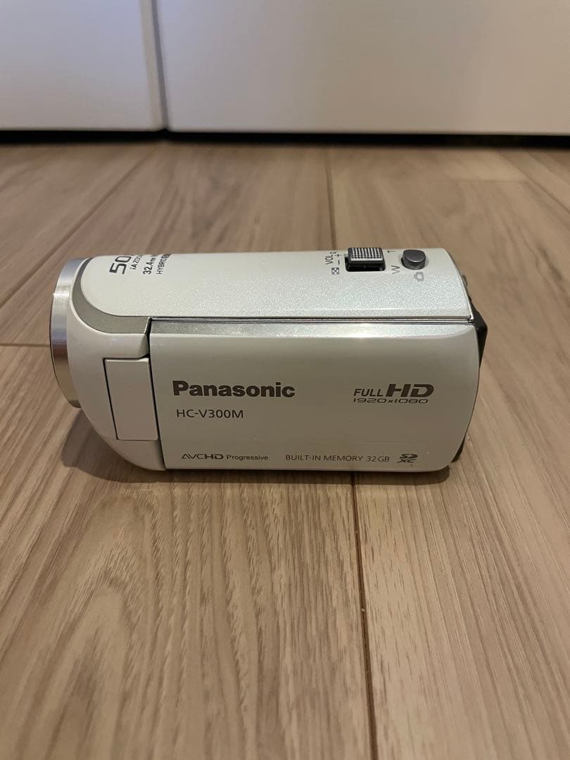Panasonic デジタルハイビジョンビデオカメラ HC-V300M