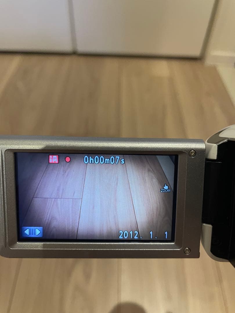 Panasonic デジタルハイビジョンビデオカメラ HC-V300M