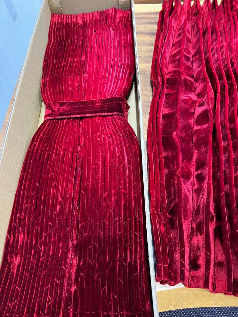 【禁煙車で使用】 金華山コスモス　エンジ裏地付き仮眠カーテン