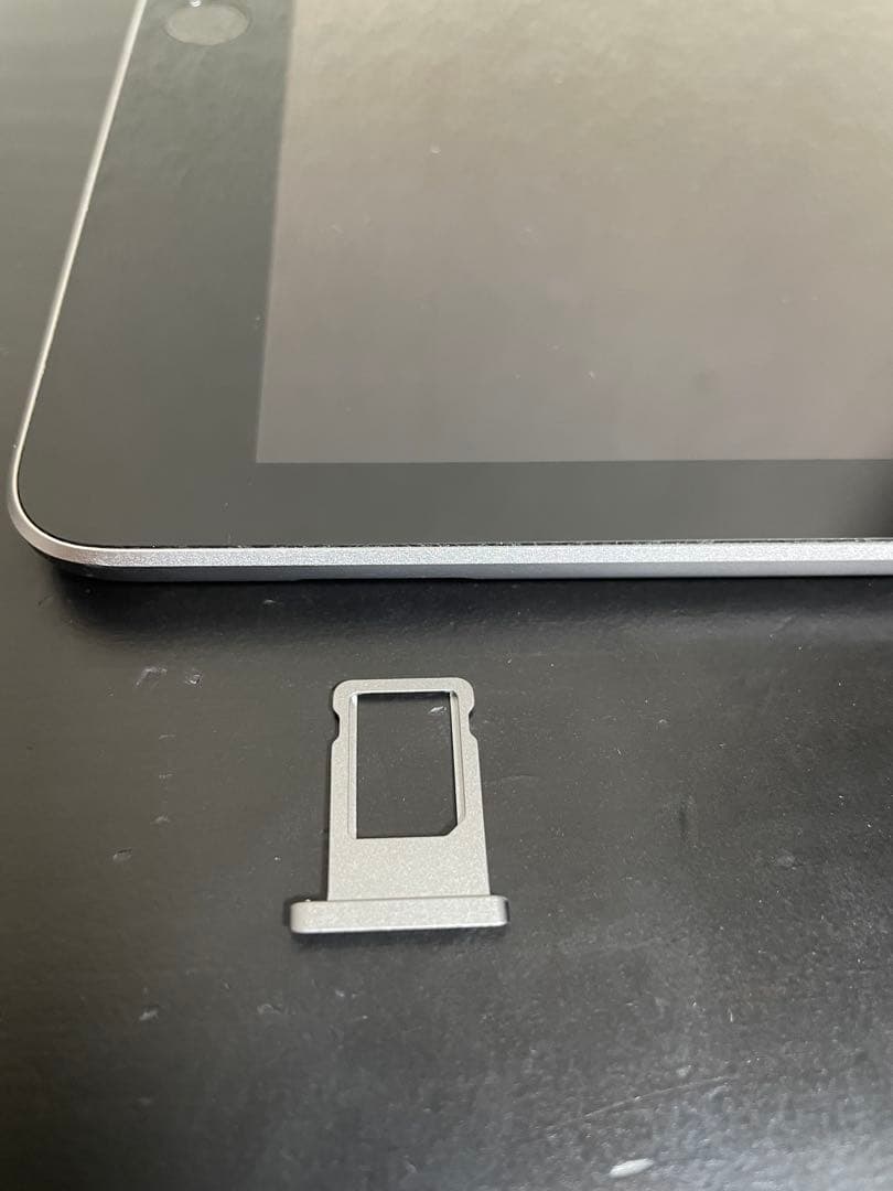 Apple iPad 第６世代 セルラーSIMフリー北米モデル