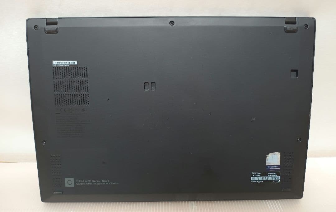 レノボ Thinkpad X1 Carbon gen8 i5 LTE