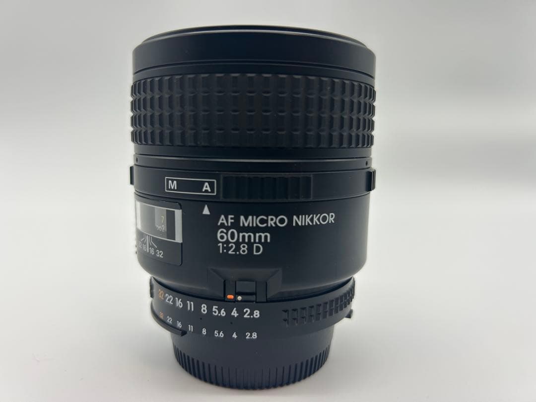 Nikon AF Micro-Nikkor 60mm f2.8D（マクロレンズ）
