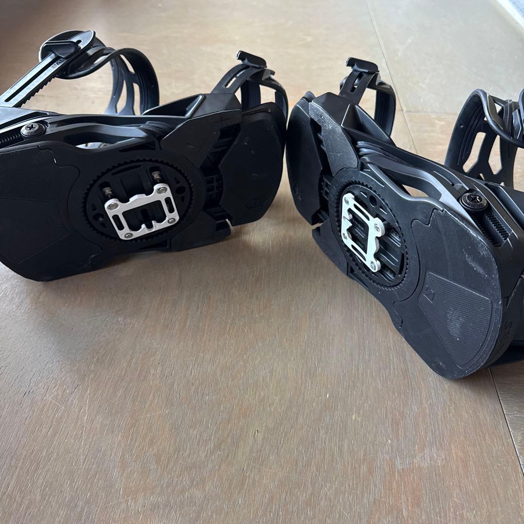 サロモン　ディストリクト　Mサイズ