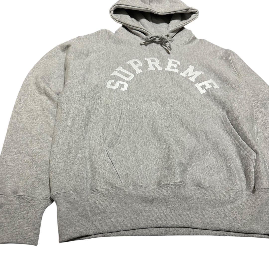 【美品】シュプリーム　チャンピオン　コラボ　パーカー　アーチロゴ　刺繍　グレーL