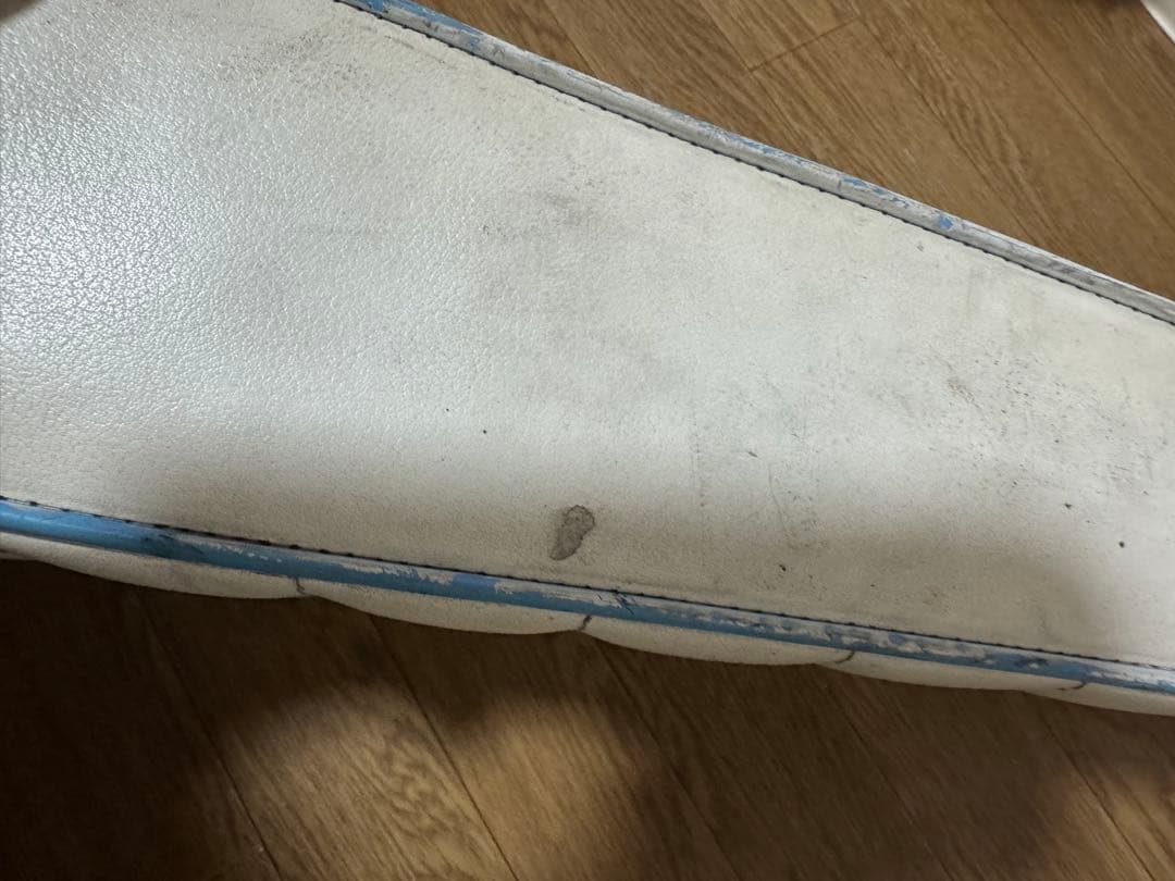 CBR400F三段シート